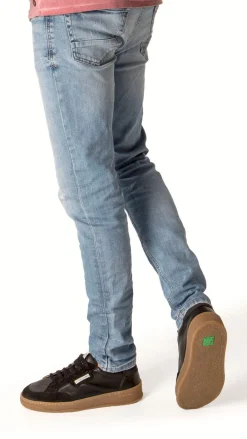 5842 Geo|El Naturalista Fashion