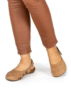 N413 Wakataua|El Naturalista Sale